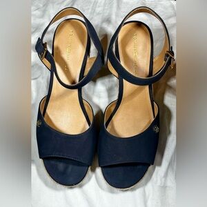 Tommy Hilfiger Navy Wedge Sandals Size 10M Women